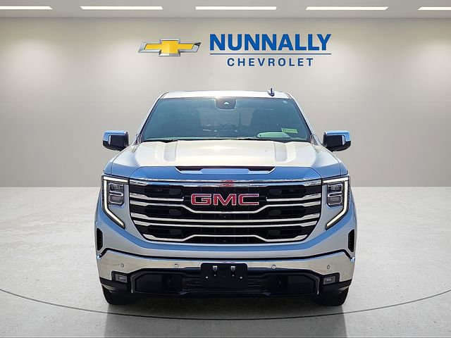 Used 2022 GMC Sierra 1500 SLT w/ SLT Premium Plus Package AWD/4WD image 8
