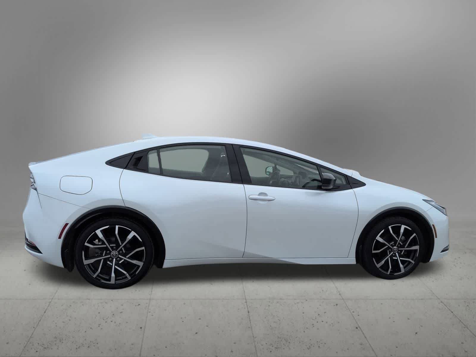Used 2023 Toyota Prius Prime image 7