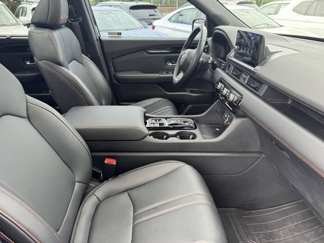 Used 2024 Honda Pilot TrailSport image 31