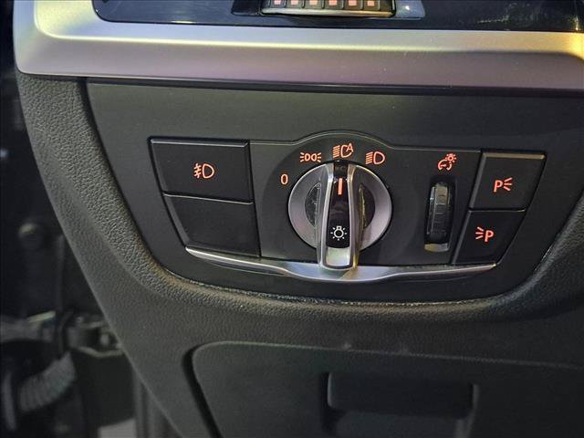 Used 2019 BMW X3 sDrive30i w/ Driving Assistance Package RWD image 14
