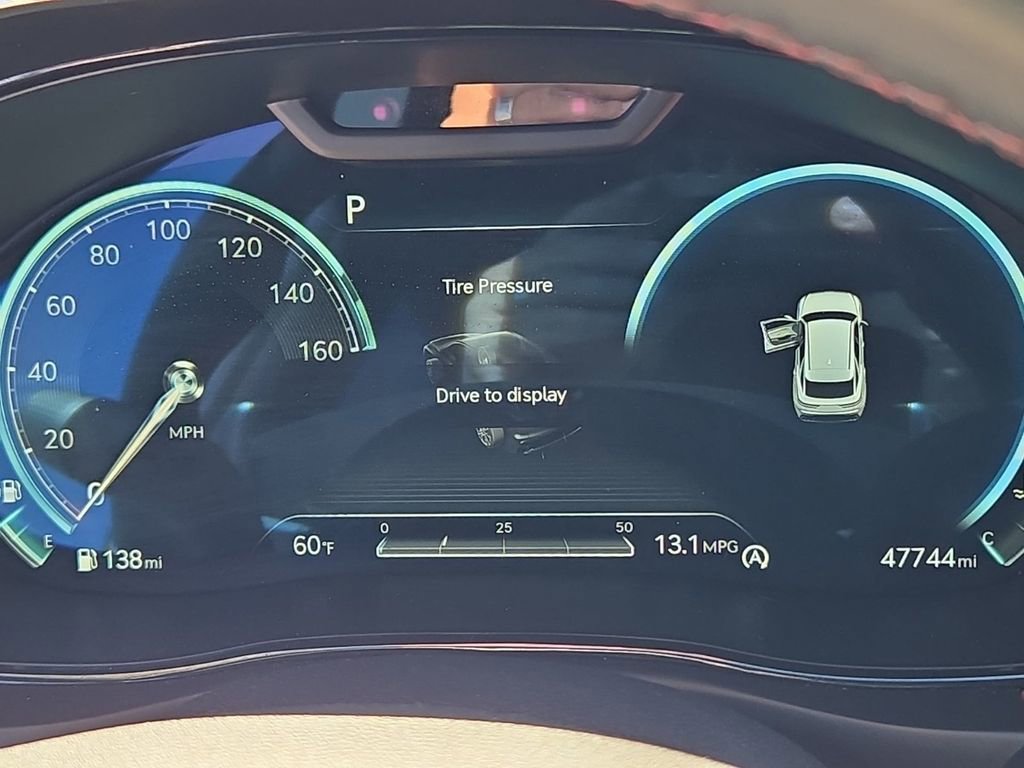 Used 2023 Genesis GV70 2.5T w/ Sport Prestige Package image 11