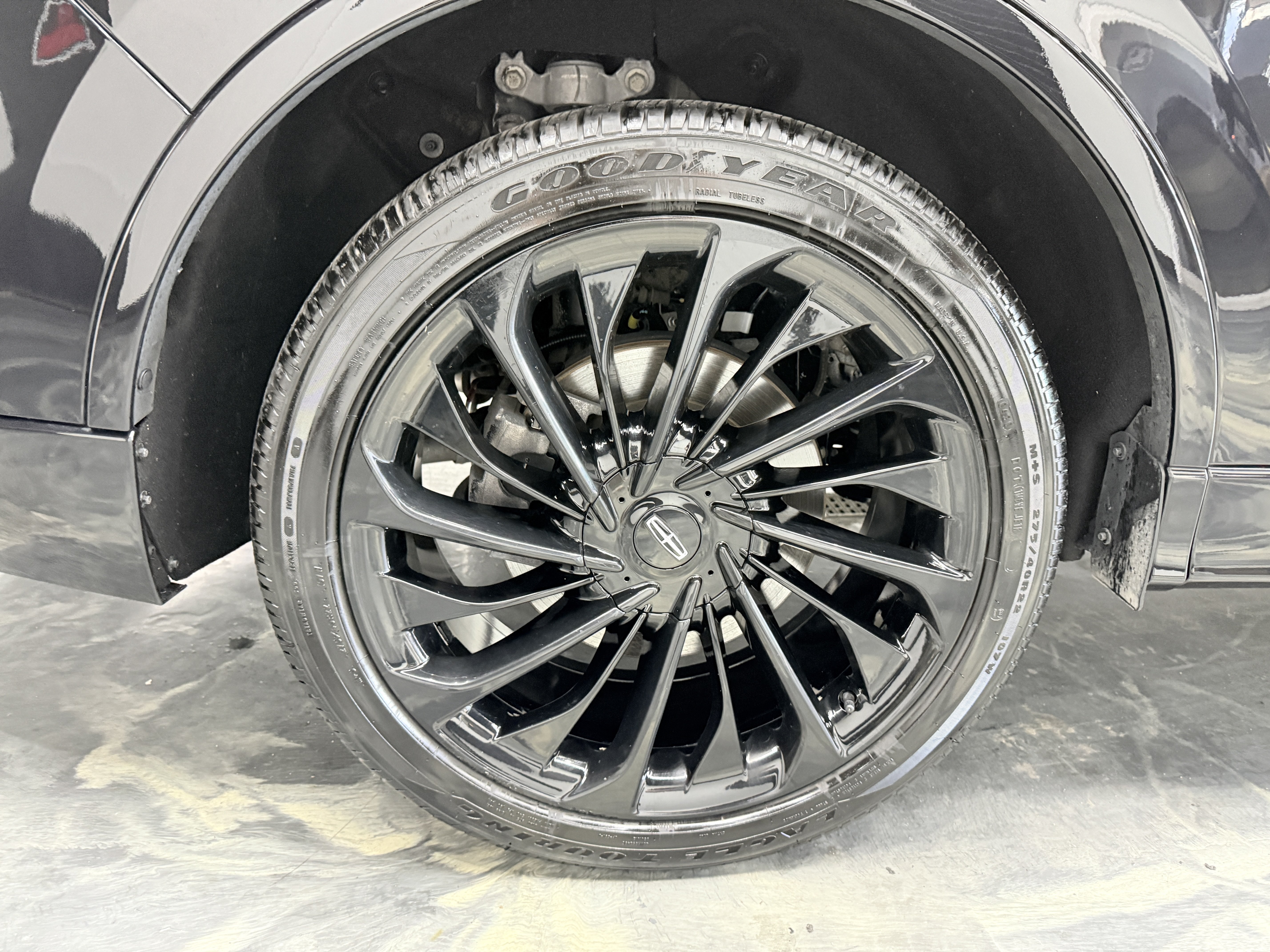 Used 2025 Lincoln Aviator Reserve w/ Jet Appearance Package AWD/4WD image 35