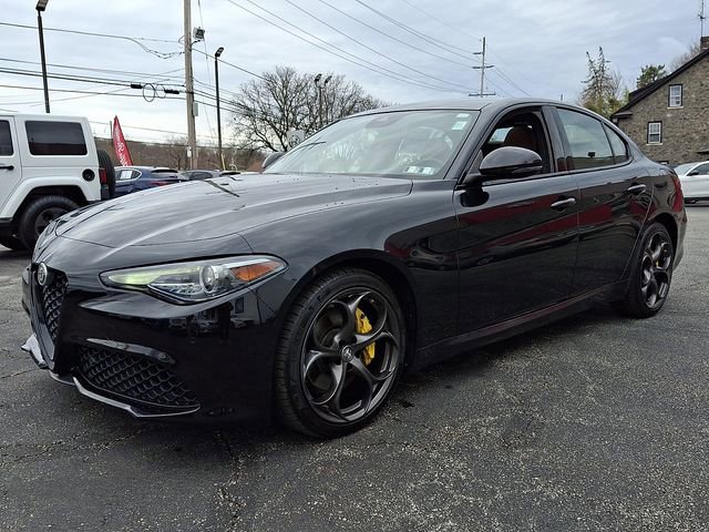 Used 2021 Alfa Romeo Giulia Ti Sport AWD/4WD image 3