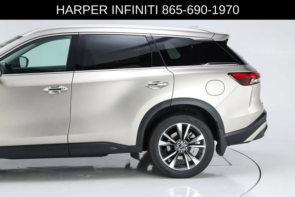Used 2023 INFINITI QX60 Luxe w/ Vision Package AWD/4WD image 4