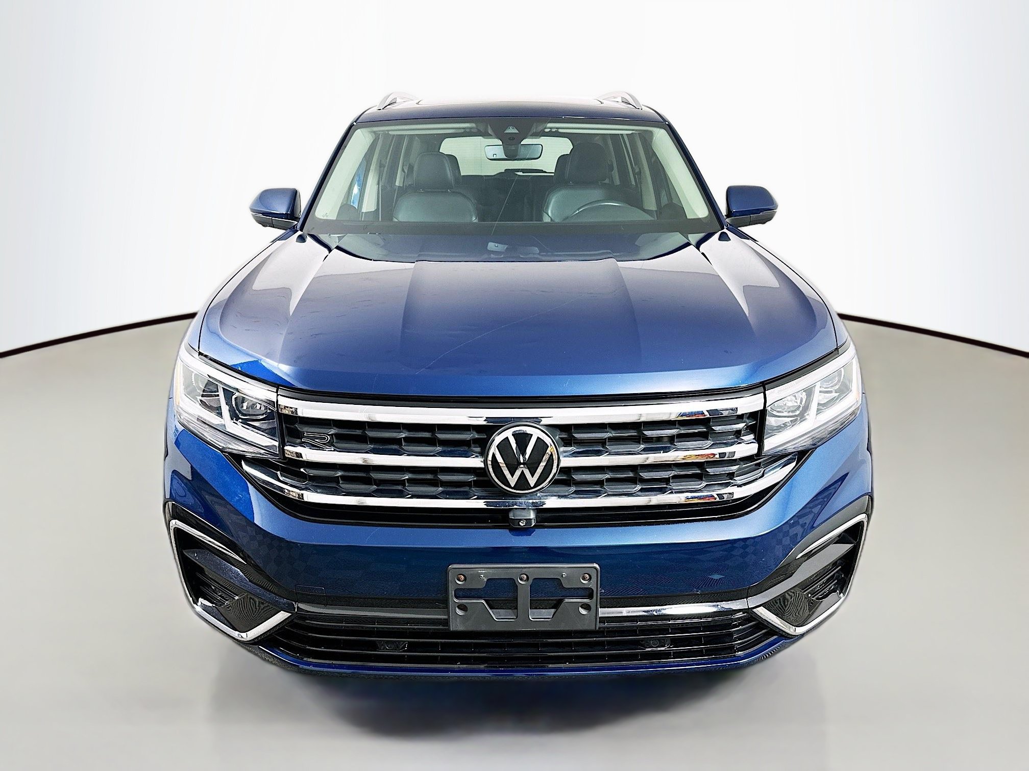 Used 2023 Volkswagen Atlas SEL Premium AWD/4WD image 2