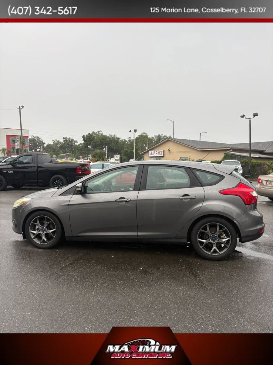 Used 2014 Ford Focus SE w/ Equipment Group 201A FWD image 6