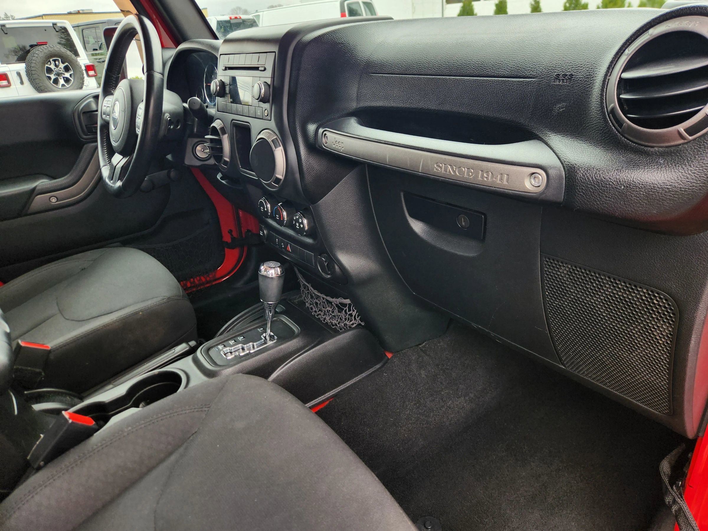 Used 2016 Jeep Wrangler Sport w/ Connectivity Group image 37