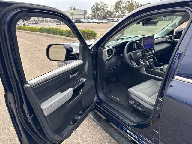 Used 2024 Toyota Tundra Limited image 31