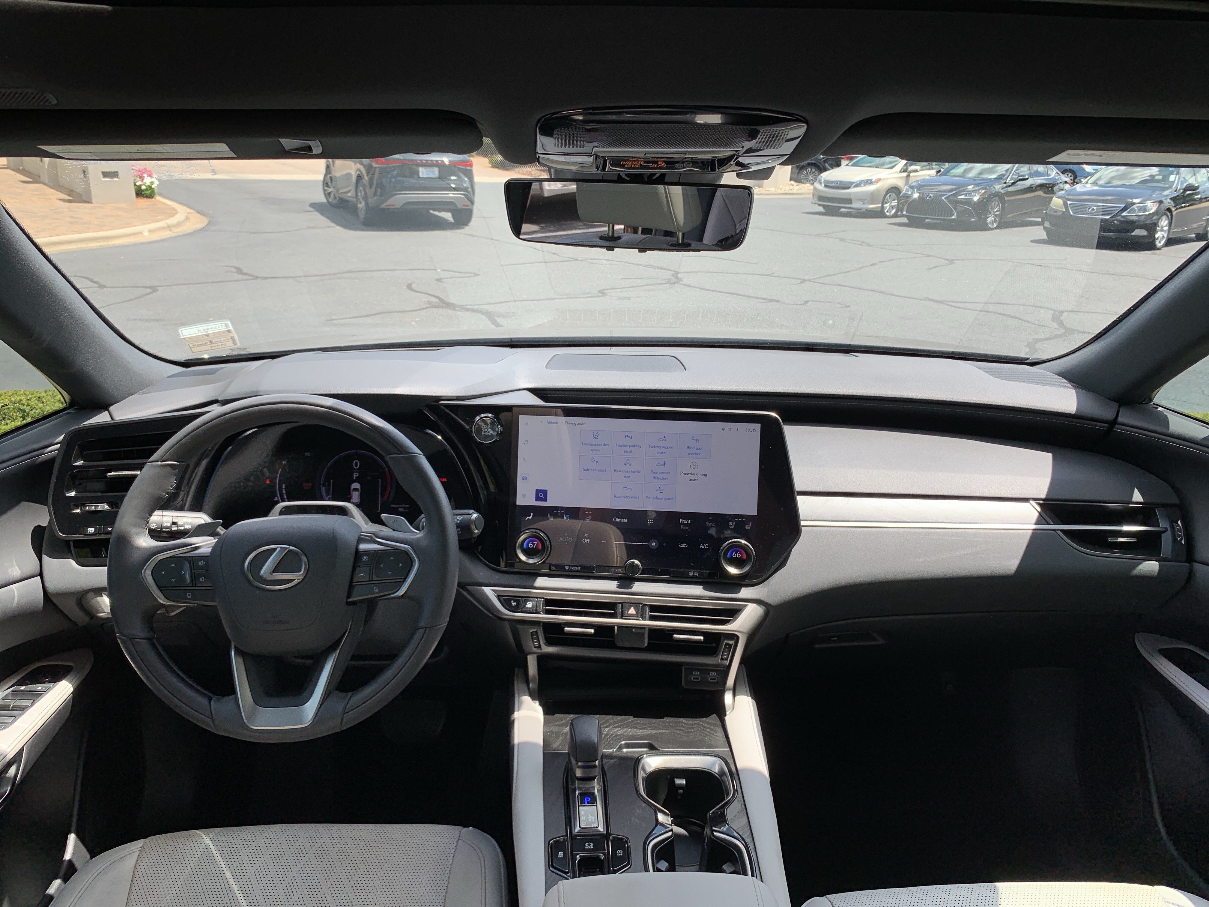 Used 2024 Lexus RX 350 Premium Plus w/ Convenience Package FWD image 30