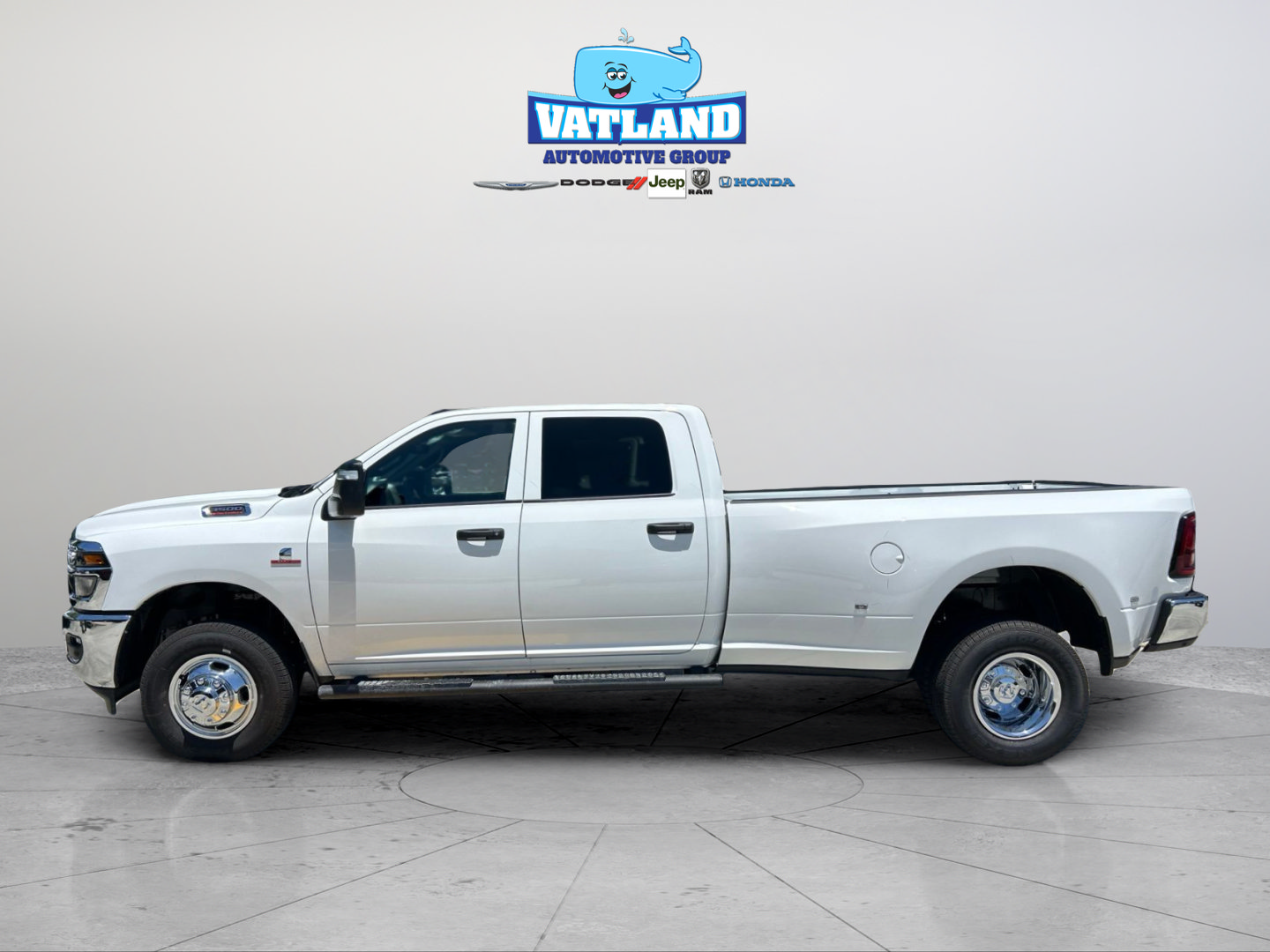 New 2026 RAM 3500 Tradesman AWD/4WD image 2