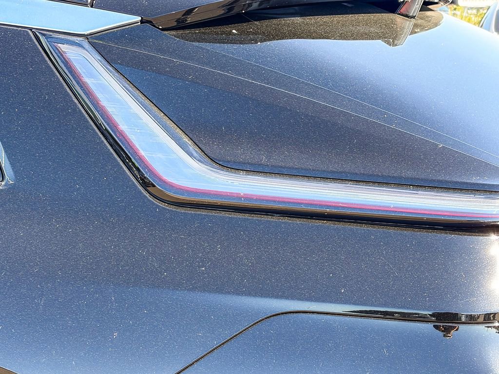 Certified 2025 Cadillac Lyriq Luxury image 8