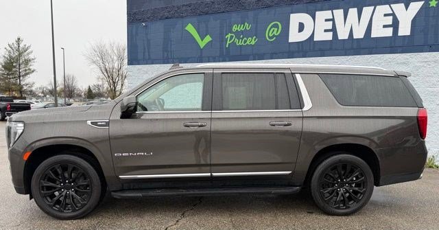 Used 2021 GMC Yukon XL Denali AWD/4WD image 2