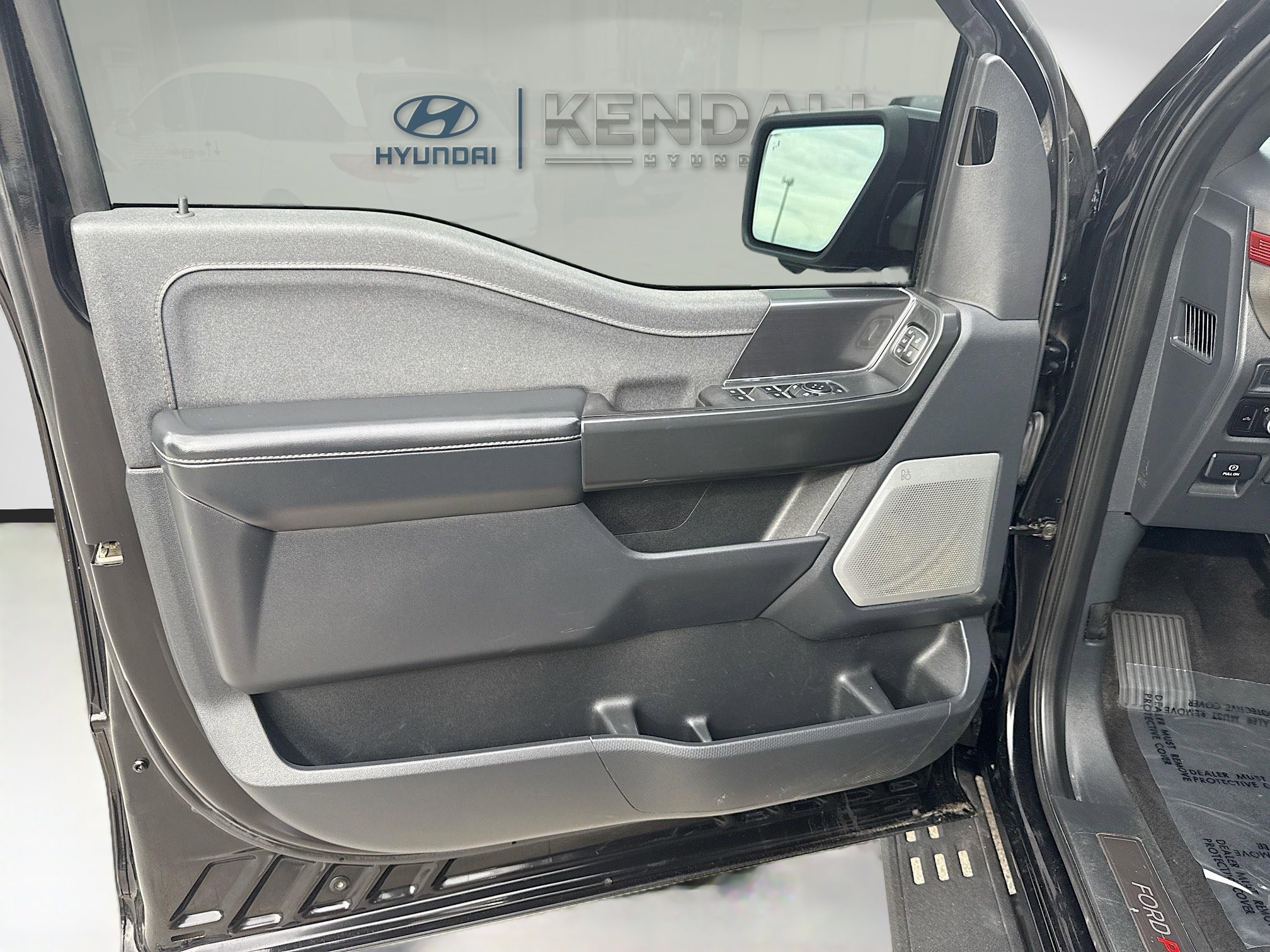 Used 2023 Ford F150 Raptor AWD/4WD image 17
