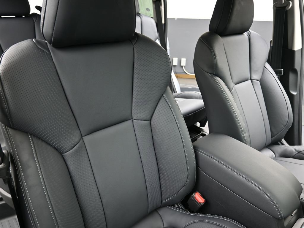 New 2026 Subaru Ascent Limited image 14