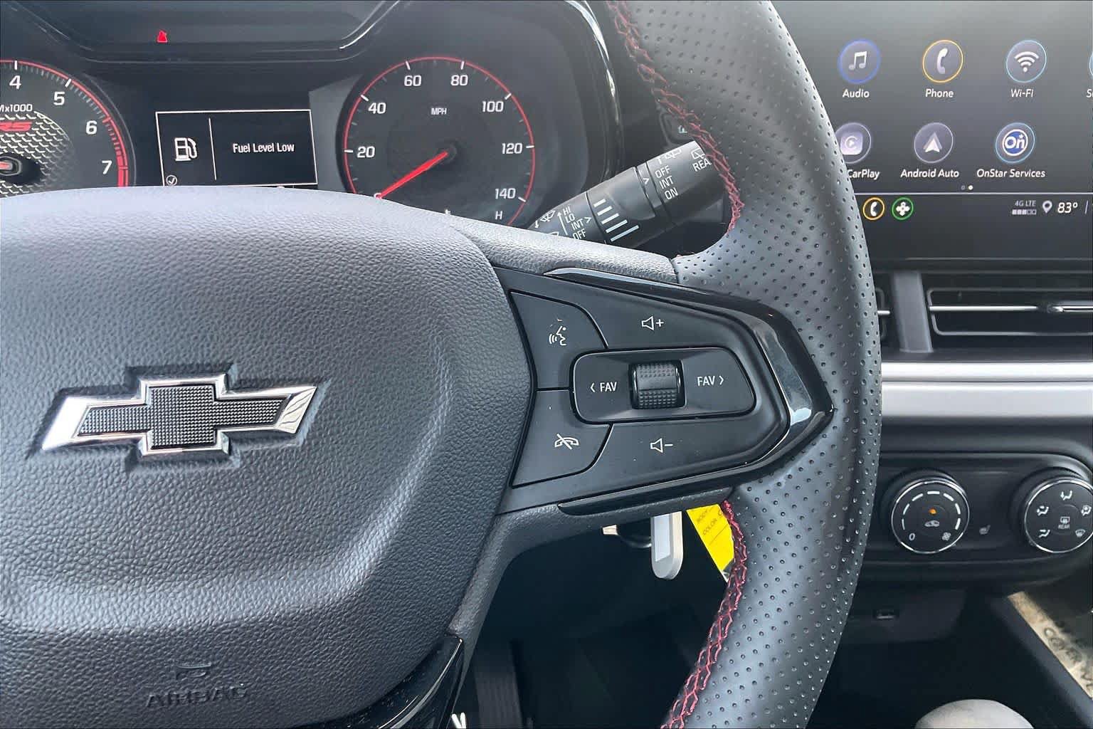 Used 2026 Chevrolet Trax RS w/ Sunroof Package FWD image 25