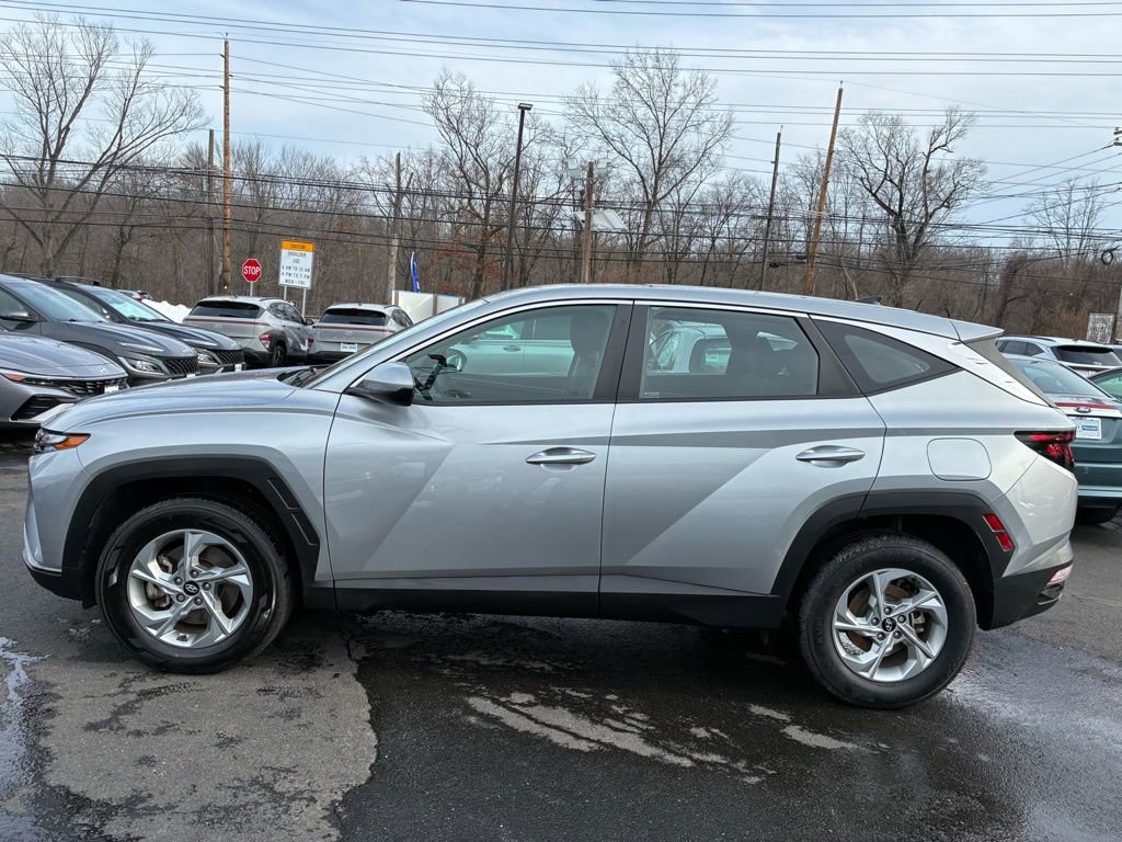 Used 2023 Hyundai Tucson SE image 4