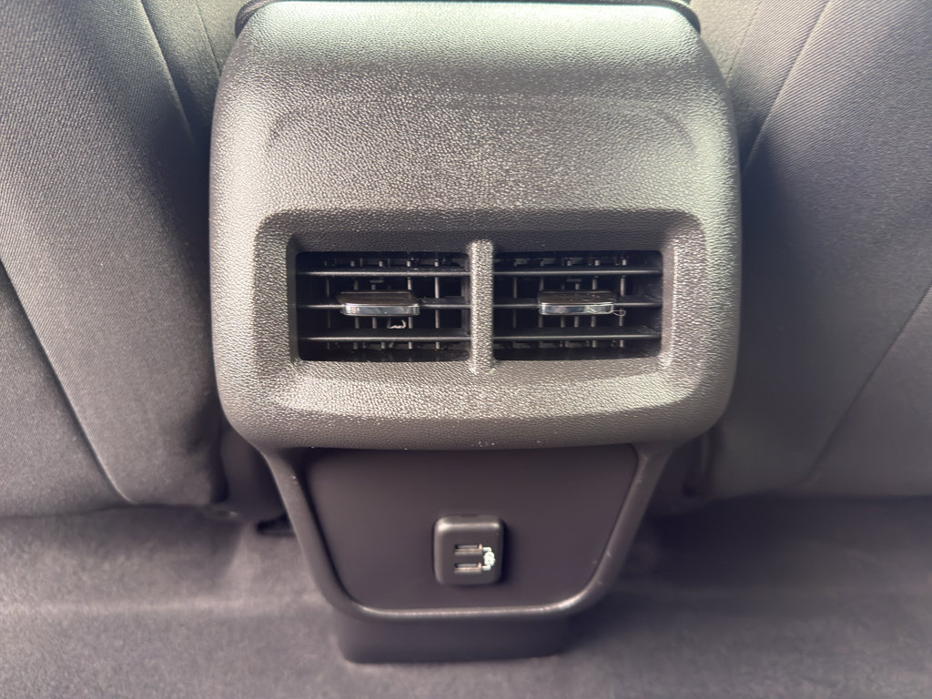 Used 2020 Chevrolet Equinox LT image 30