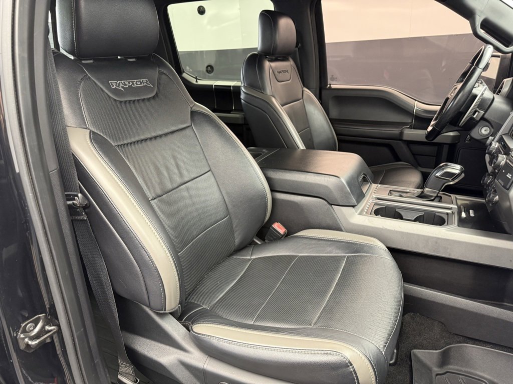 Used 2018 Ford F150 Raptor w/ Equipment Group 801A Mid image 45