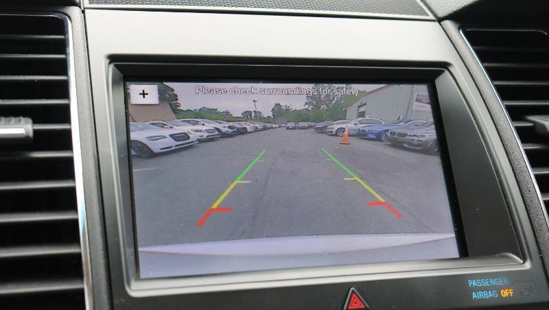 Used 2019 Ford Taurus Limited FWD image 17