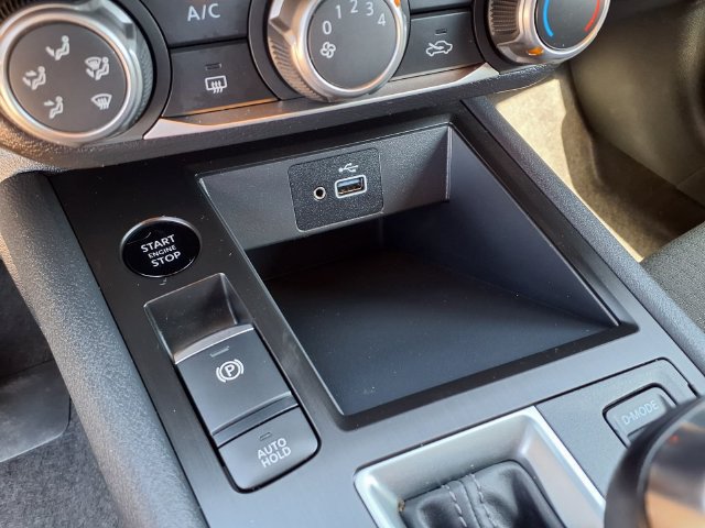 Used 2025 Nissan Kicks S AWD/4WD image 24