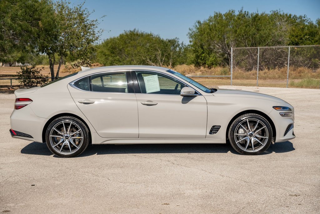 Used 2025 Genesis G70 2.5T image 10