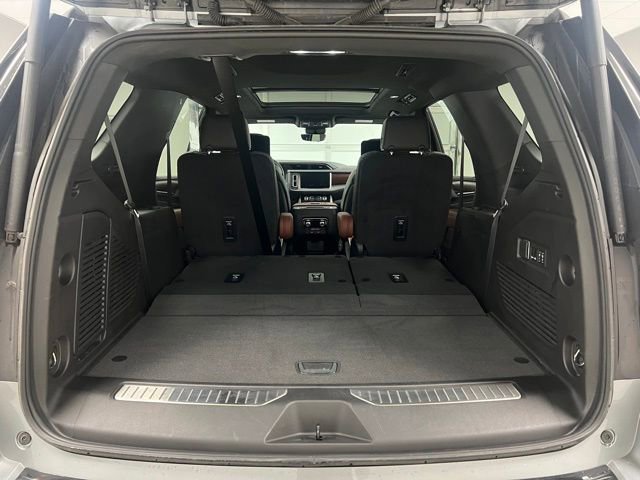 Used 2024 GMC Yukon Denali Ultimate AWD/4WD image 51