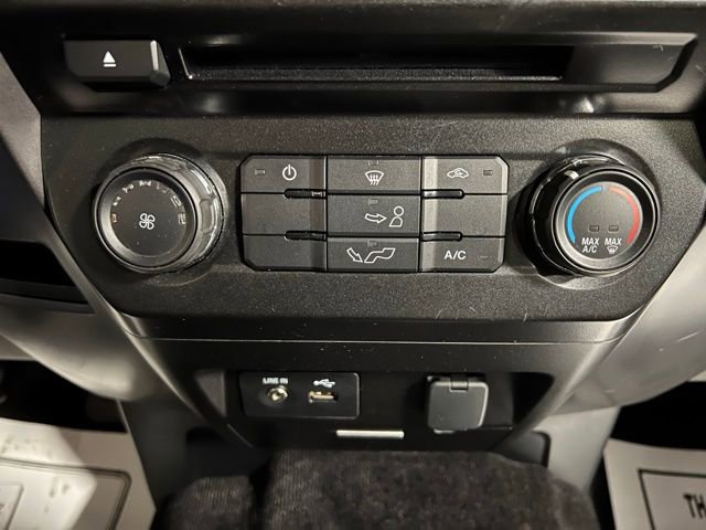 Used 2015 Ford F150 XLT image 33