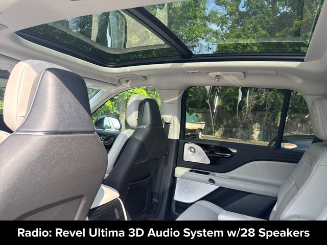 Used 2025 Lincoln Aviator Reserve w/ Equipment Group 201A AWD/4WD image 16
