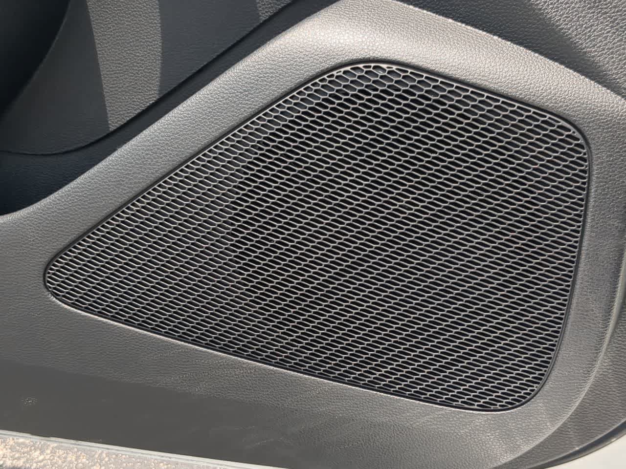 Used 2025 Toyota Corolla LE FWD image 29