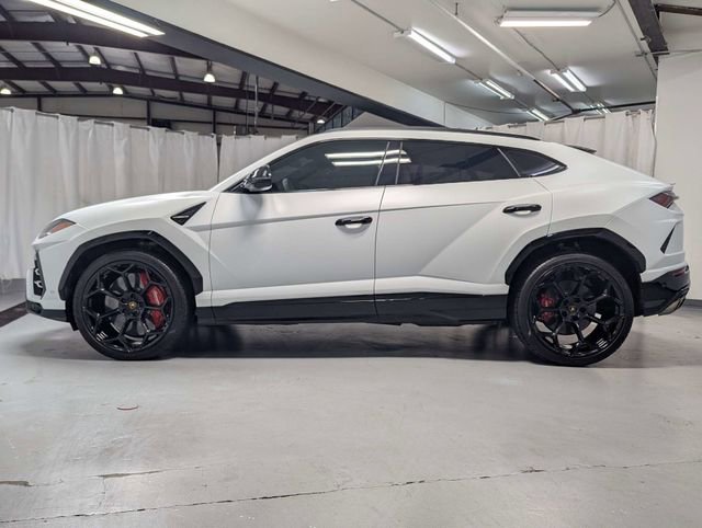 Used 2019 Lamborghini Urus image 26