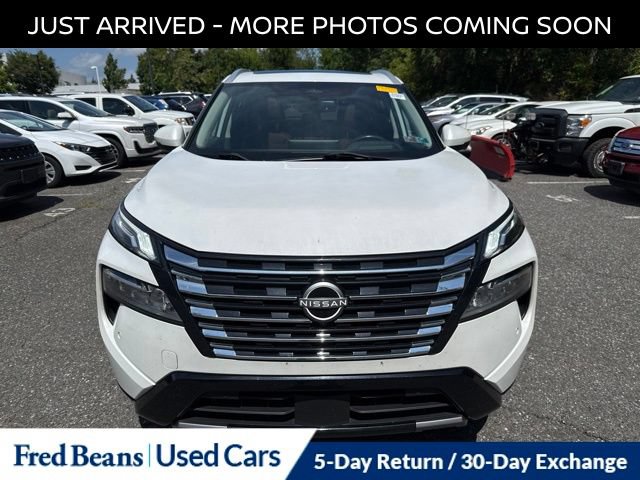 Certified 2024 Nissan Rogue Platinum w/ Platinum Premium Package AWD/4WD image 2