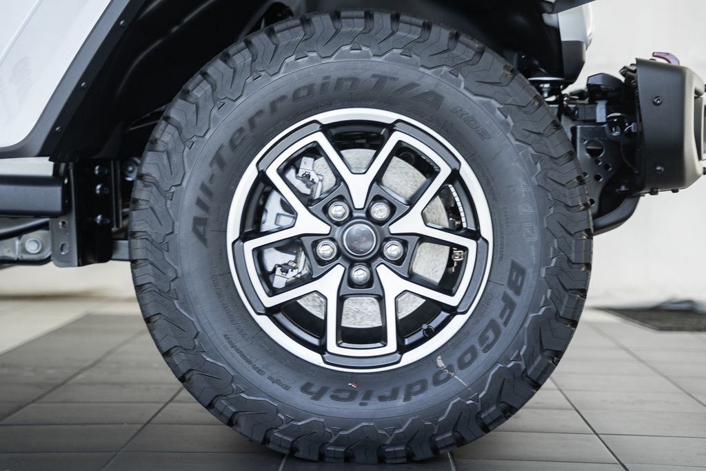 New 2025 Jeep Wrangler Rubicon w/ Steel Bumper Group image 16