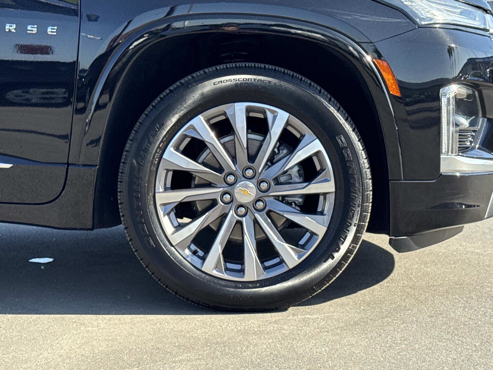 Used 2022 Chevrolet Traverse Premier image 28
