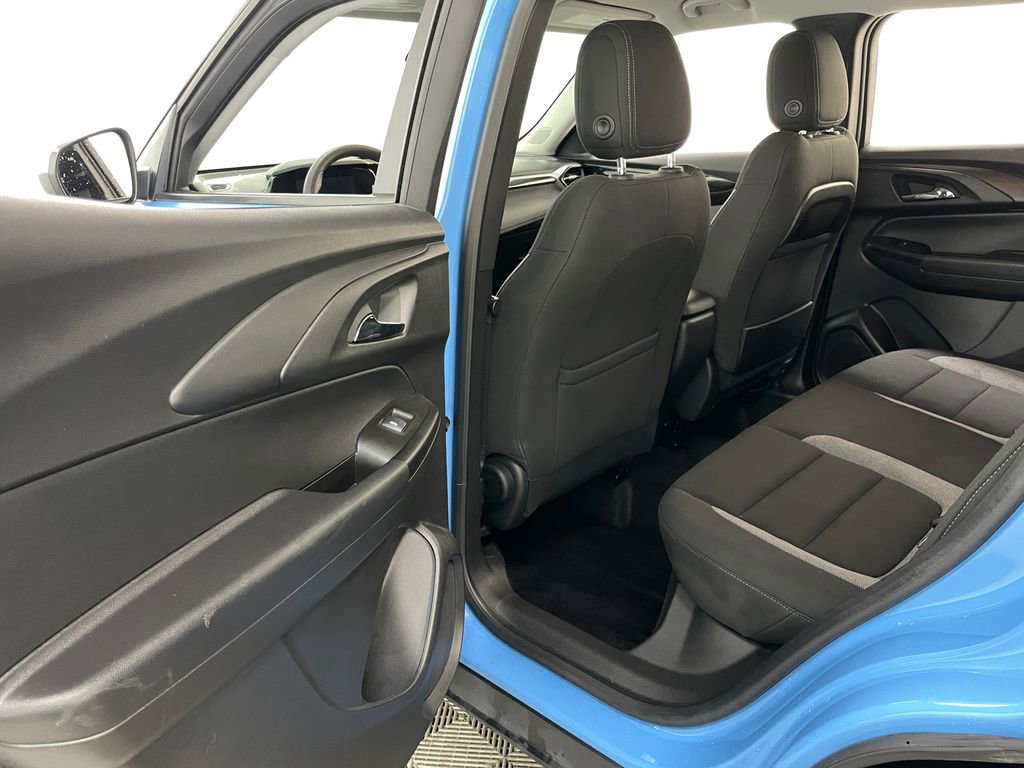Certified 2024 Chevrolet TrailBlazer LT w/ Driver Confidence Package image 41