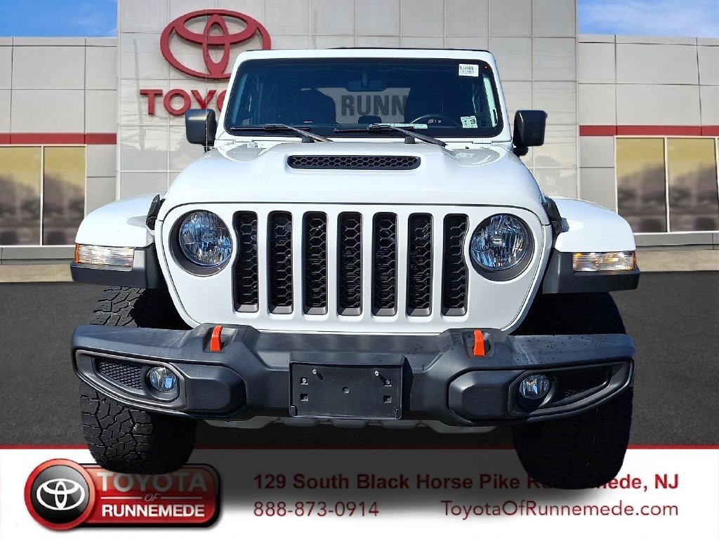 Used 2022 Jeep Gladiator Mojave w/ Cold Weather Group AWD/4WD image 2