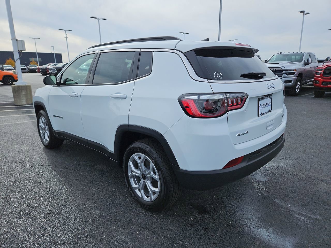 New 2026 Jeep Compass Latitude image 5