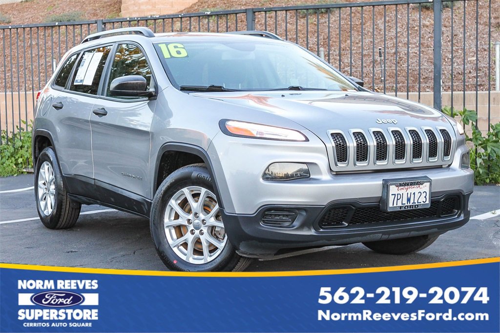 Used 2016 Jeep Cherokee Sport