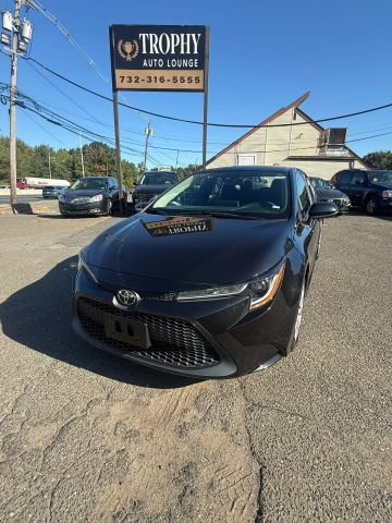 Used 2022 Toyota Corolla LE FWD image 1
