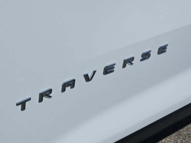 New 2027 Chevrolet Traverse LT w/ LPO, Cargo Package FWD image 32
