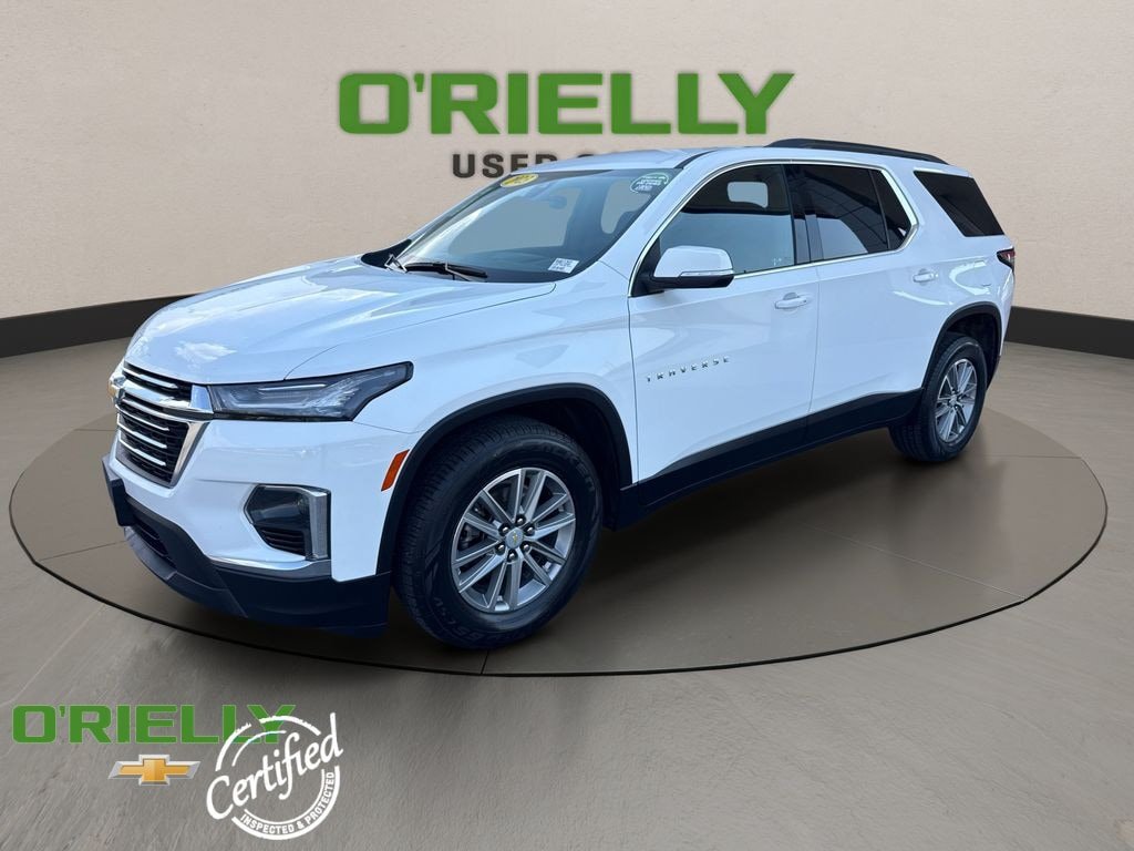 Used 2023 Chevrolet Traverse LT AWD/4WD image 2