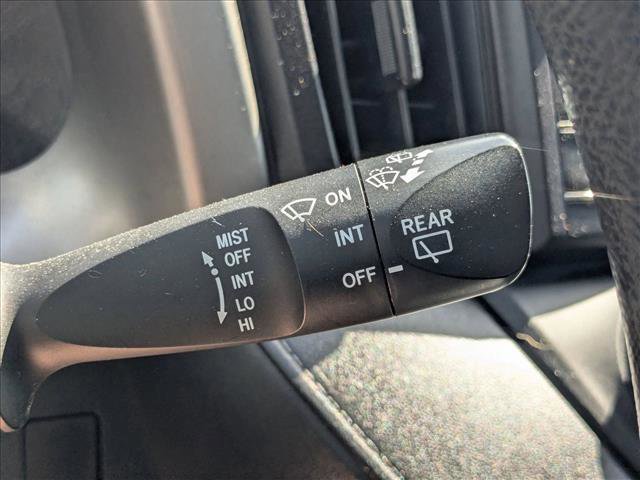 Used 2016 Toyota RAV4 LE image 7