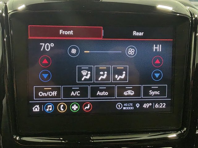 Used 2023 Chevrolet Traverse LT w/ LPO, Floor Liner Package image 37