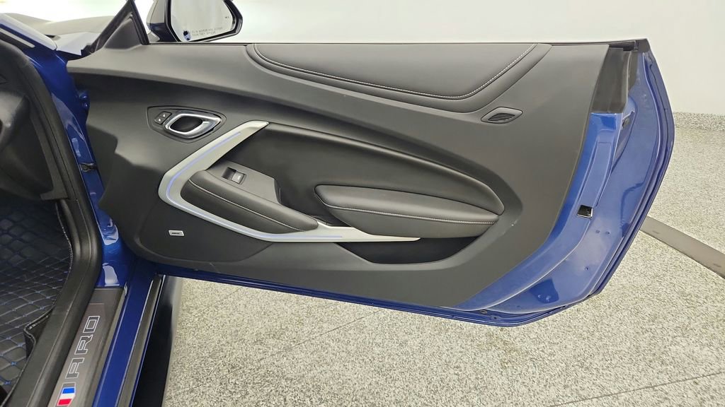 Used 2022 Chevrolet Camaro SS image 37