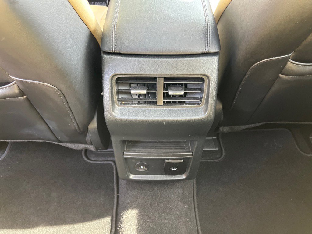 Used 2024 Ford Edge SEL w/ Convenience Package image 13
