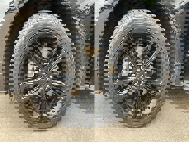 Used 2019 Ford Edge ST w/ Equipment Group 401A AWD/4WD image 12