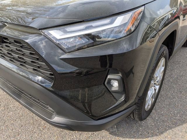Used 2025 Toyota RAV4 XLE Premium image 5