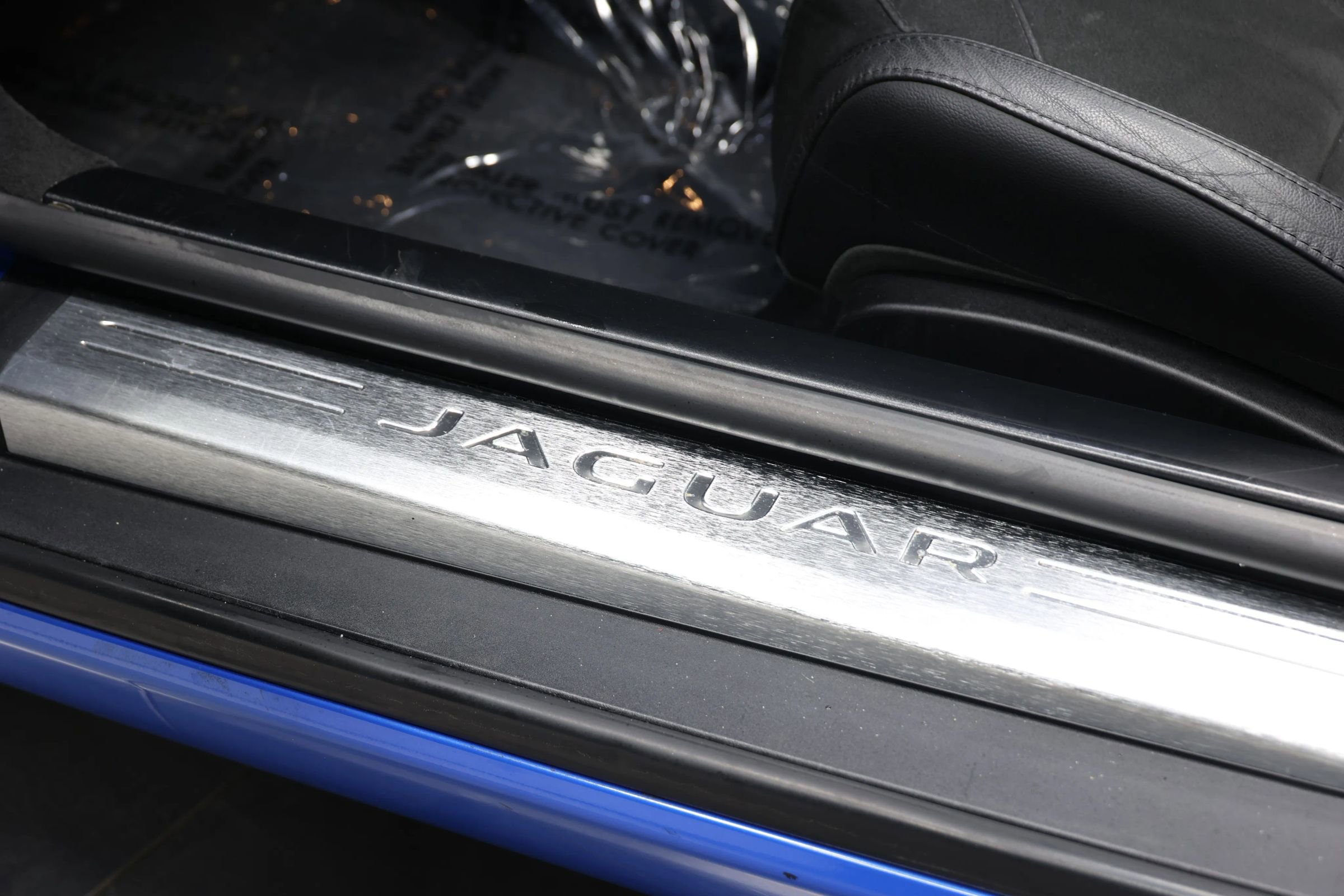 Used 2020 Jaguar F-TYPE Convertible image 15