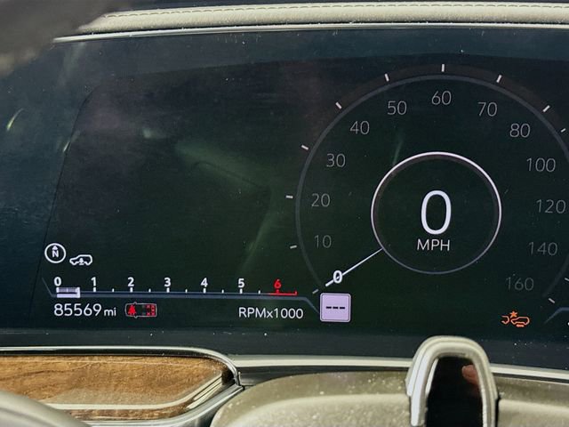 Used 2021 Cadillac Escalade ESV Sport Platinum w/ LPO, ONYX Package image 12