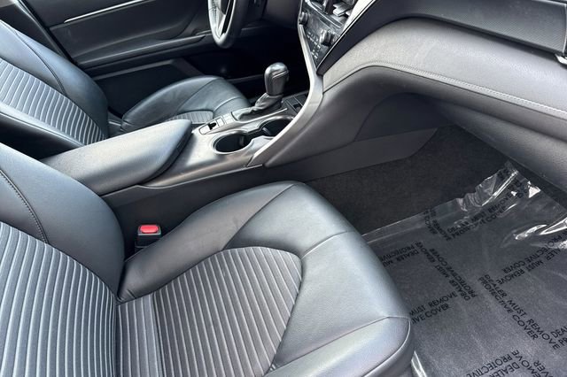 Used 2022 Toyota Camry SE image 17