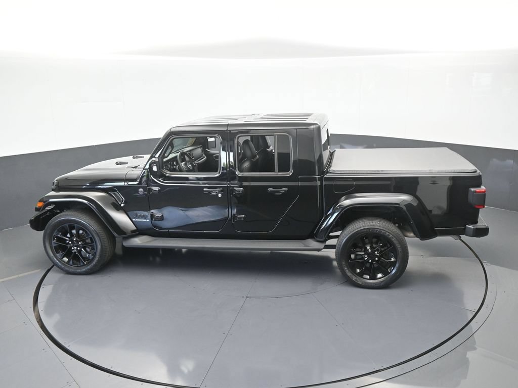Used 2023 Jeep Gladiator Overland AWD/4WD image 48